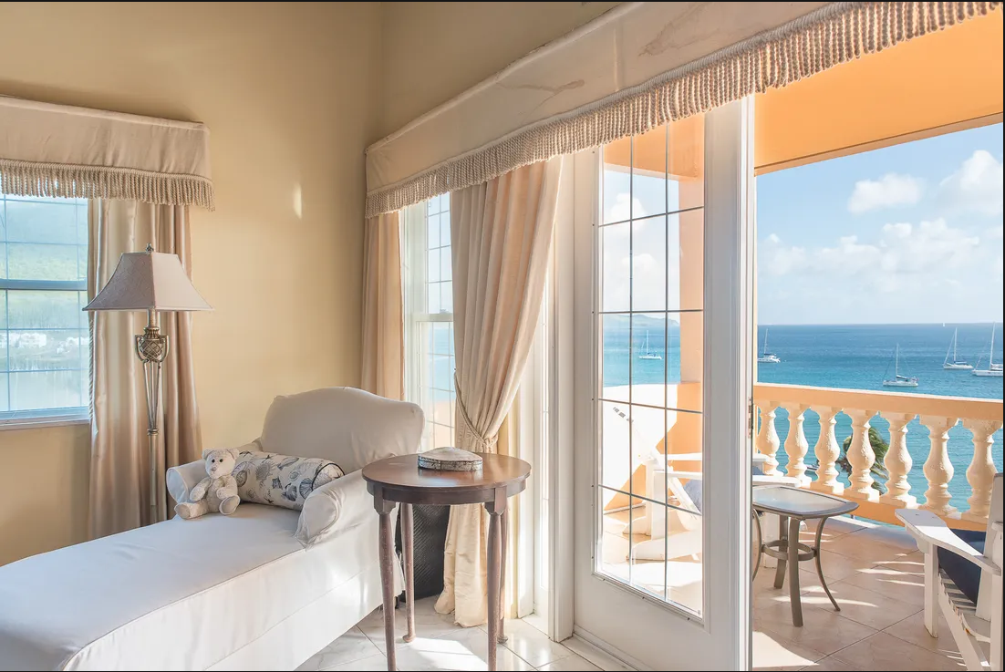 Interior bedroom — Starboard House