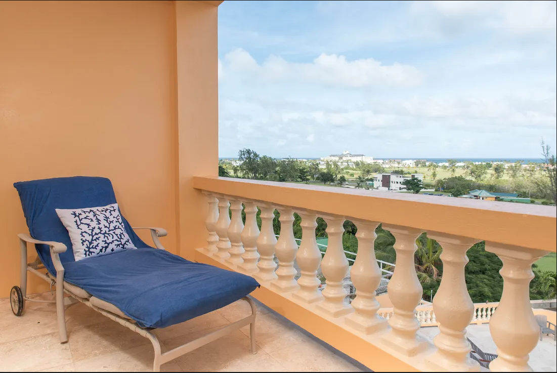 Private balcony — Starboard House
