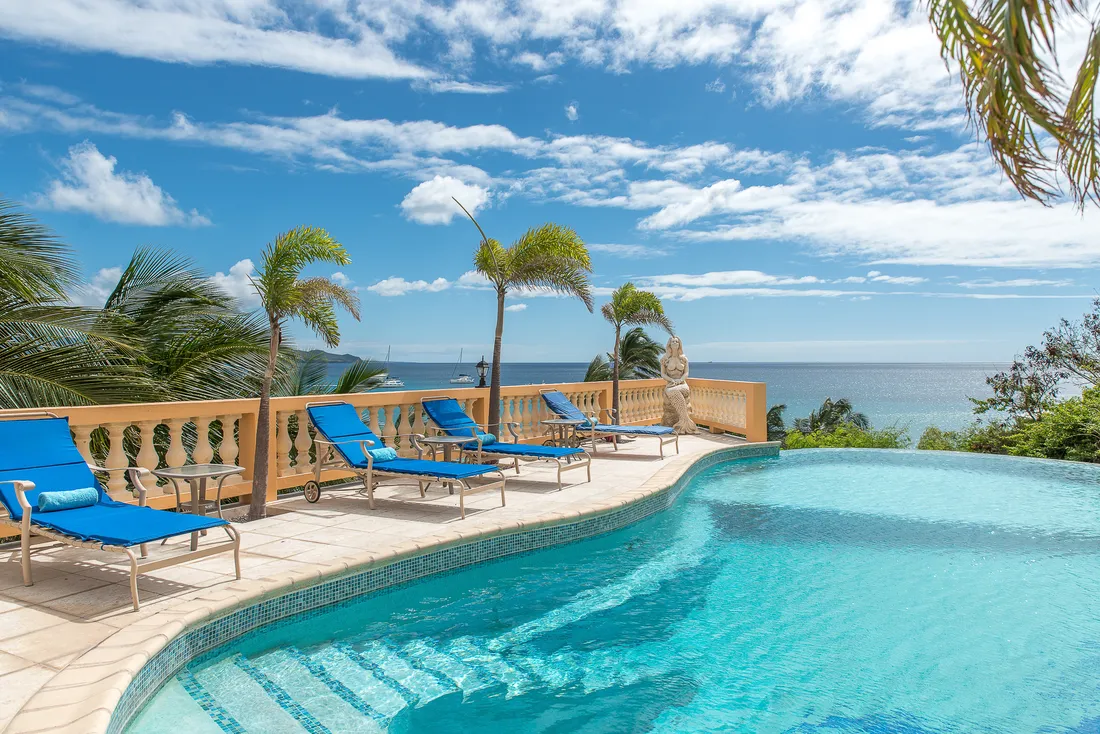 Starboard House infinity pool